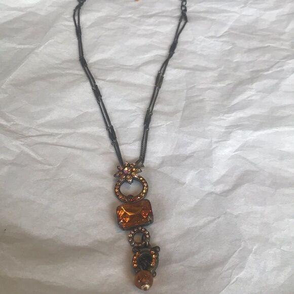 Mariana Crystal Drop Pendant Necklace!! - Picture 7 of 10